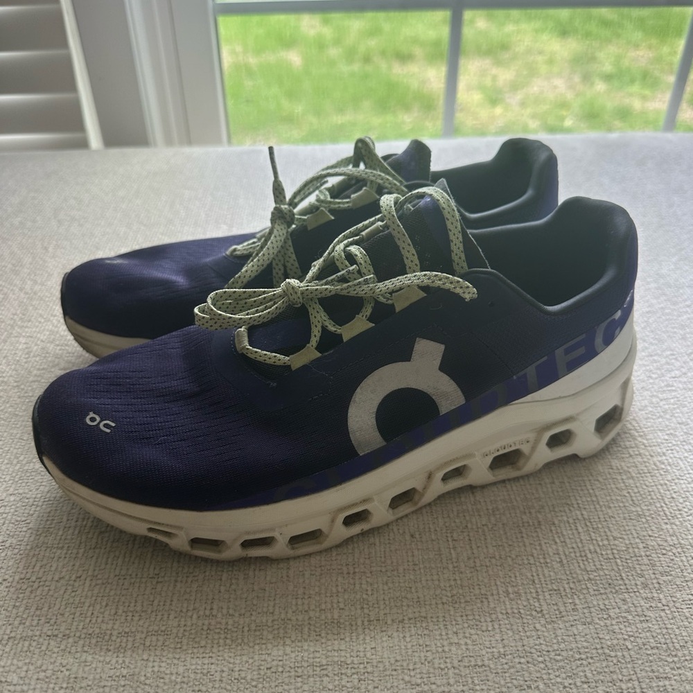 On CloudMonster Size 12